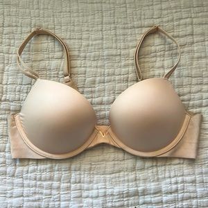 Victoria’s Secret bra